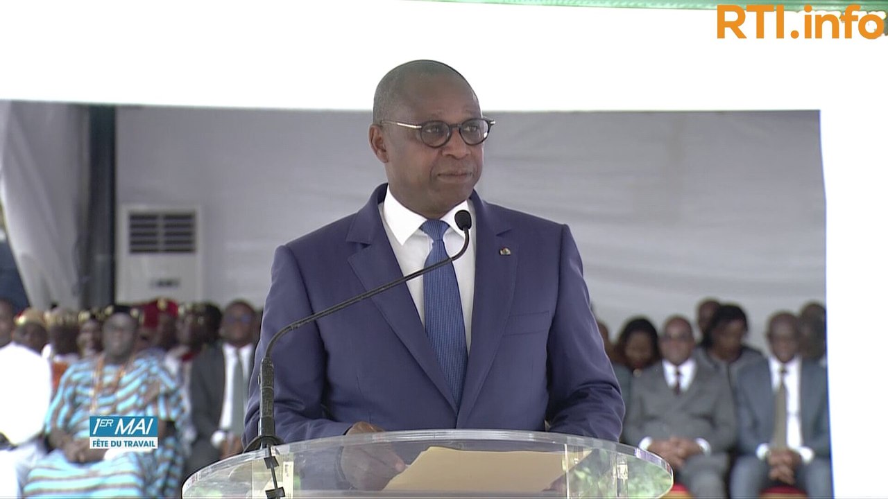 "Le 1er mai rappelle à la mémoire collective, les luttes ouvrières qui ont permis d’aboutir à d’importants acquis sociaux" Adama Camara (ministre de l’Emploi)