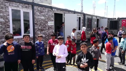 Van'dan Malatya'ya 18 konteyner okul