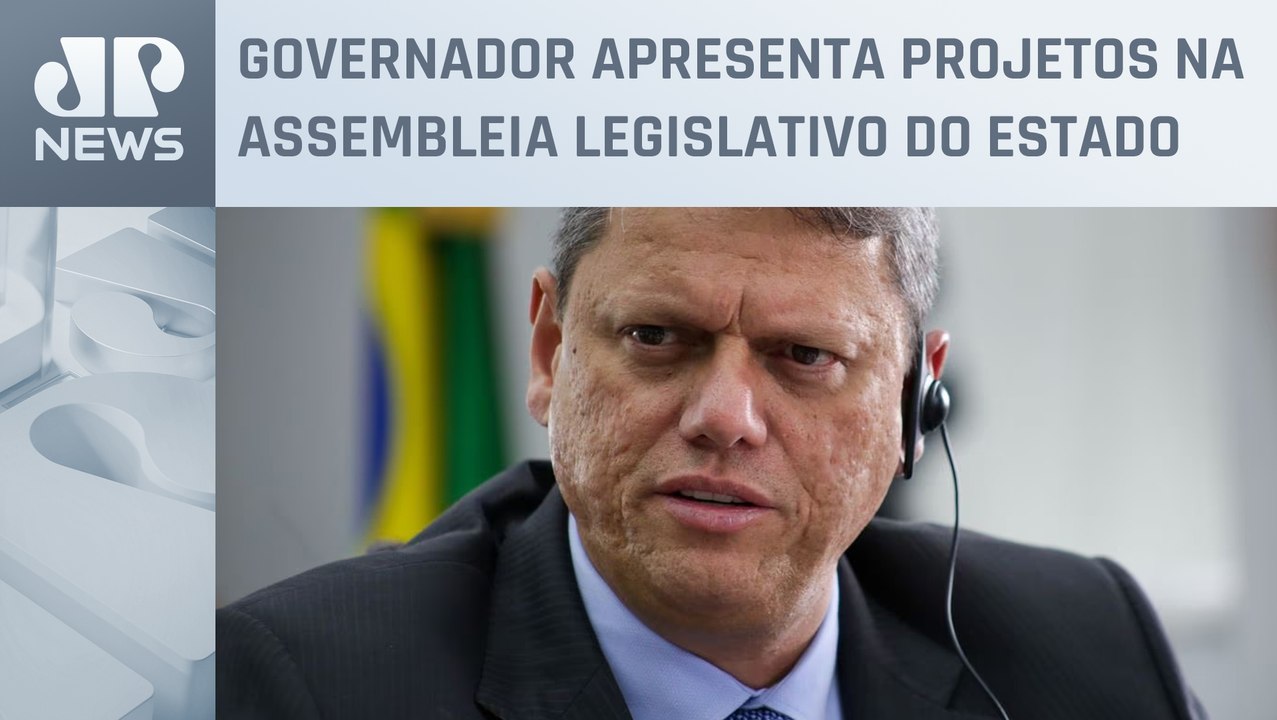 Tarcísio entrega propostas que fixam salário mínimo paulista em R$ 1.550