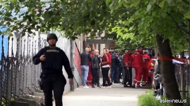 Strage alle elementari a Belgrado: studente spara e uccide 9 persone