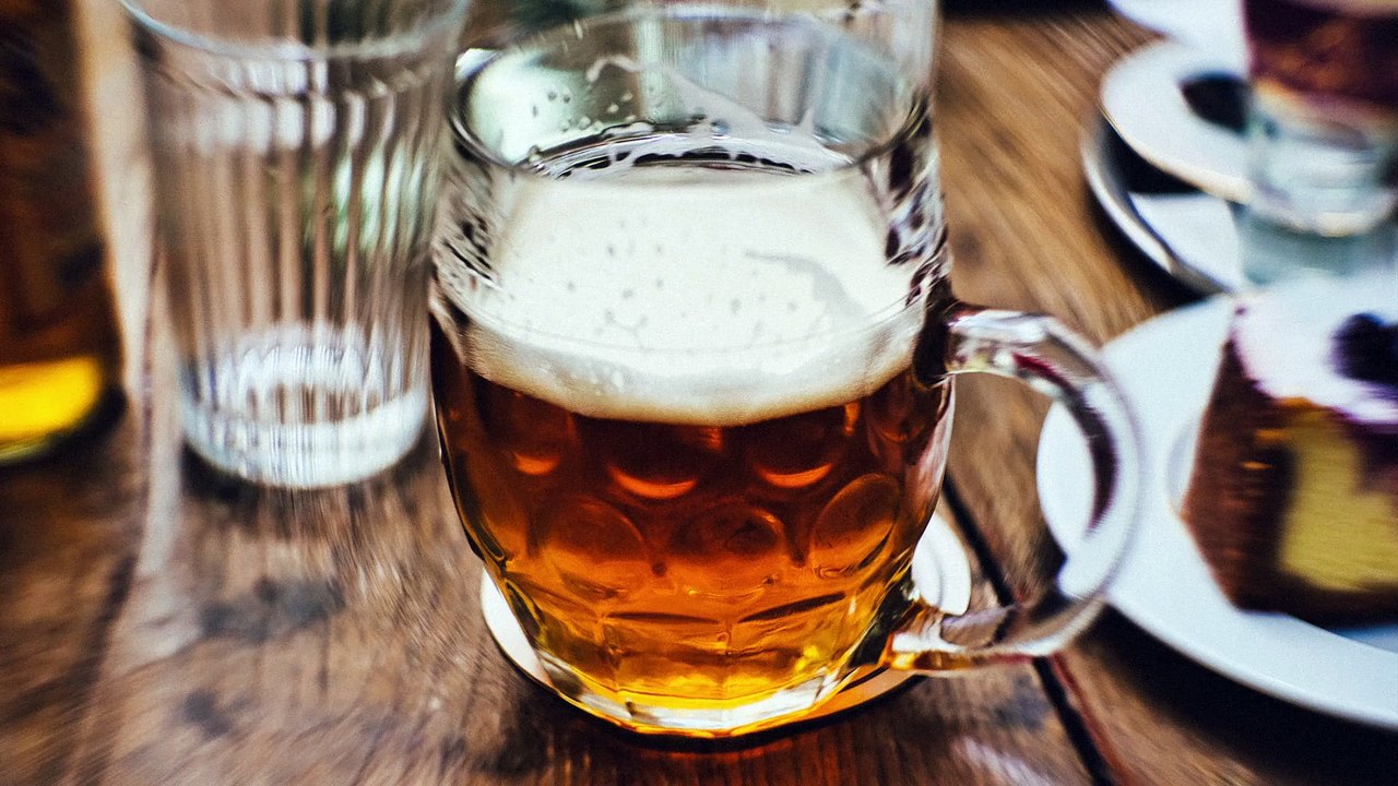 Cute Bauchschmerzen nach Alkohol Was tun Das hilft!