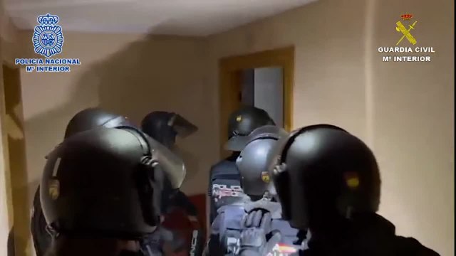 Desmantelada una organización criminal en Madrid que manejaba casi cinco toneladas de hachís y marihuana