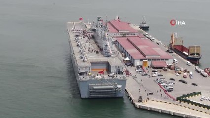 TCG Anadolu'nun ilk ziyaretçileri gurur yaşadı