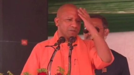 आजमगढ़: सीएम योगी ने की निरहुआ की जमकर तारीफ, अखिलेश यादव पर कसा तंज