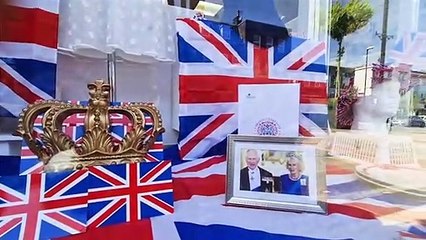 WATCH: Businesses in Haywards Heath prepare for the coronation