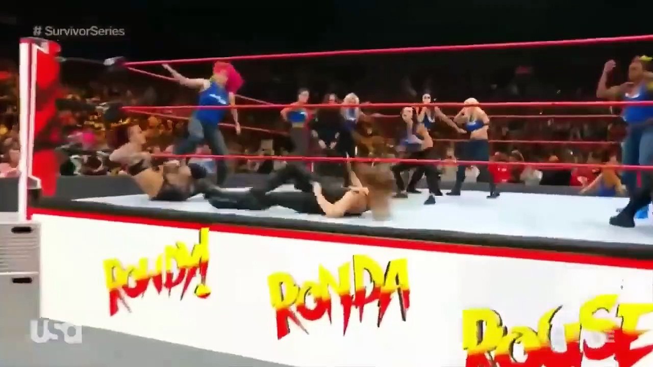 BLOODY MOMENTS WITH DIVAS