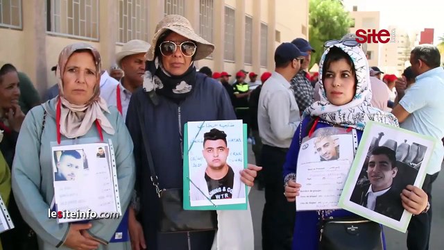 أمهات مغربيات بوجدة يستنجدن لإرجاع أبنائهن العالقين بالجزائر_ بغينا نشوفوهم حيين أو ميتين