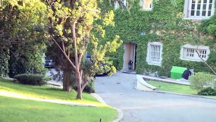 Álvaro Castillejo se enfrenta a la pregunta sobre la despedida de soltera de su prima