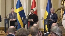 مؤتمر صحفي للرئيس الأوكراني مع بعض القادة الأوروبيين في فنلندا
