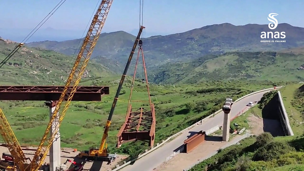 Varo del viadotto "Rogillo 2" sulla statale 117...