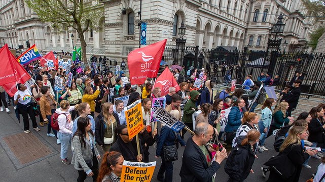 More than a million NHS workers to get pay rise after offer accepted