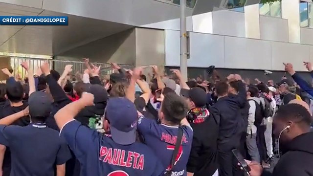 Messi violemment insulté par les supporters du PSG