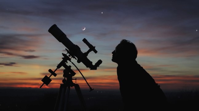 You Can See a 'Flower Moon,' Meteor Shower, and Lunar Eclipse in the Skies This May