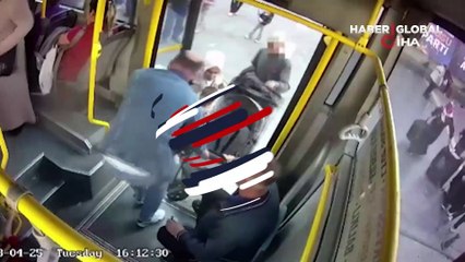 Böyle 'yardım' olmaz olsun! Gaziantep'te minibüsteki skandal olay cep telefonu kamerasına yansıdı