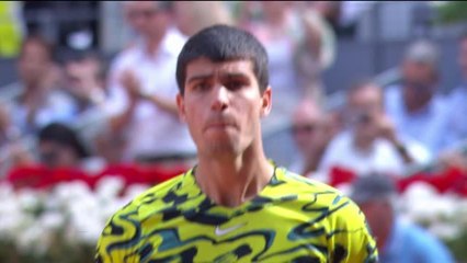Madrid - Au terme d'un joli duel, Alcaraz domine Khachanov