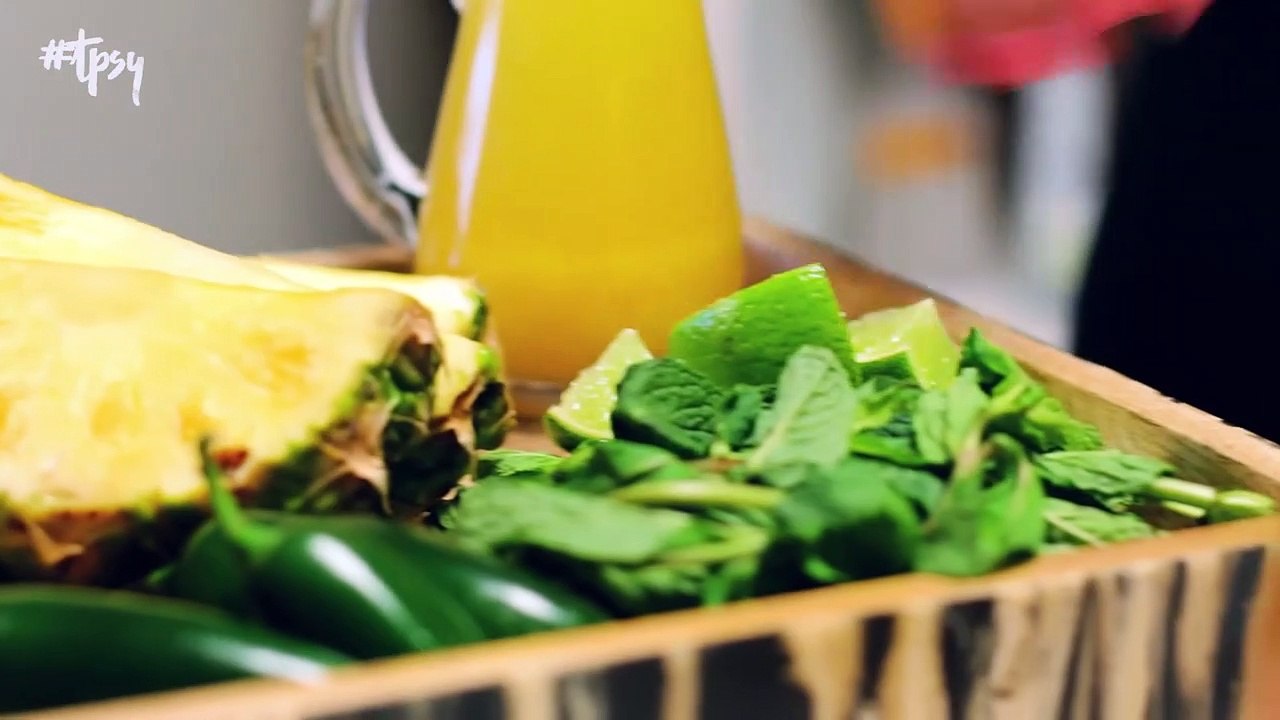 Impress Your Guests With This Amazing Cocktail with Vodka Being the Star