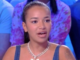 “Tu connais mon père ?” : l’influenceuse Ruby Nikara proche de la famille Hanouna, révélations sur le plateau de TPMP