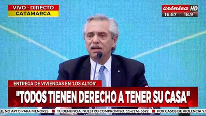 Alberto Fernández: "Entregar una vivienda es algo muy gratificante para mi alma"