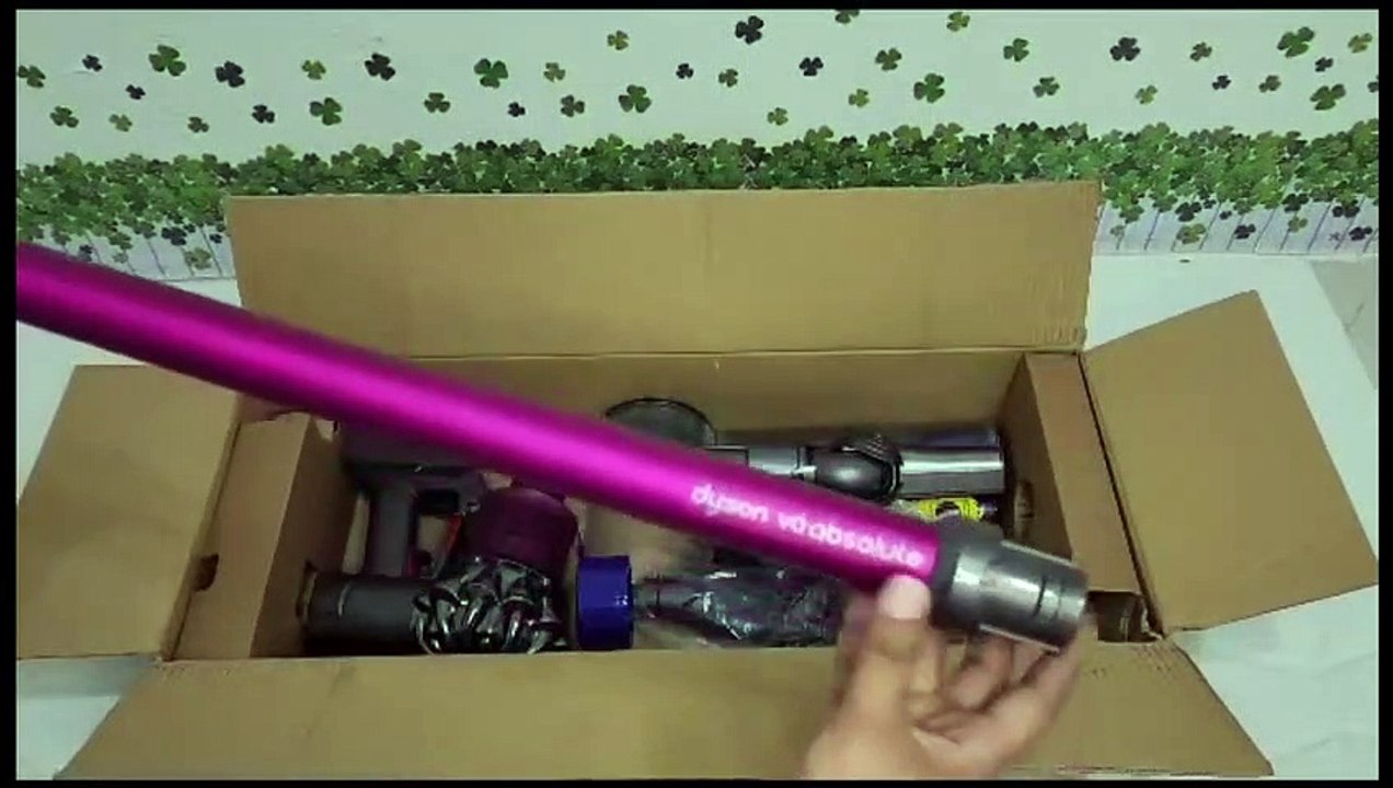 فتح الكرتون مع شرح تفصيلي الجزء الاول DYSON Cordless Vacuum كل ما تحتاج معرفته