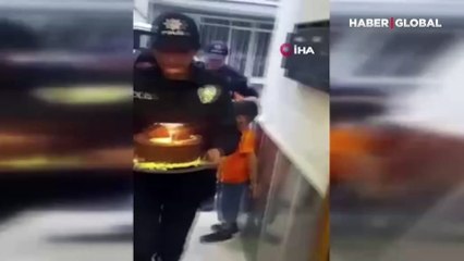 İzmir polisinden doğum günü sürprizi! Sımsıcak görüntüler gülümsetti
