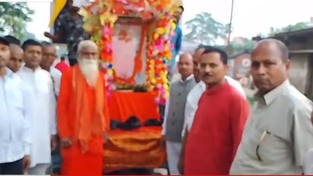 अररिया: महर्षि मेंहीं जयंती पर निकली शोभायात्रा, झांकियों ने मन मोहा