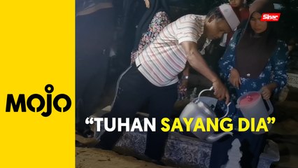 Disemadi sebelah pusara arwah ibu