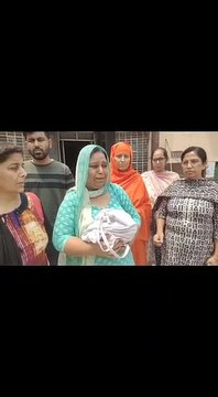 Widow reached to meet SP with husband's ashes, pleading for arrest of accused of abetment of suicide