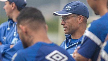 Alex de Souza ilk A takım teknik direktörlük kariyerinde havlu attı!