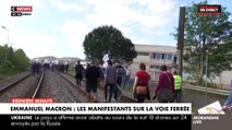 Emmanuel Macron à Saintes: Les manifestants ont envahi la voie ferrée avant la venue du président ce matin - Regardez