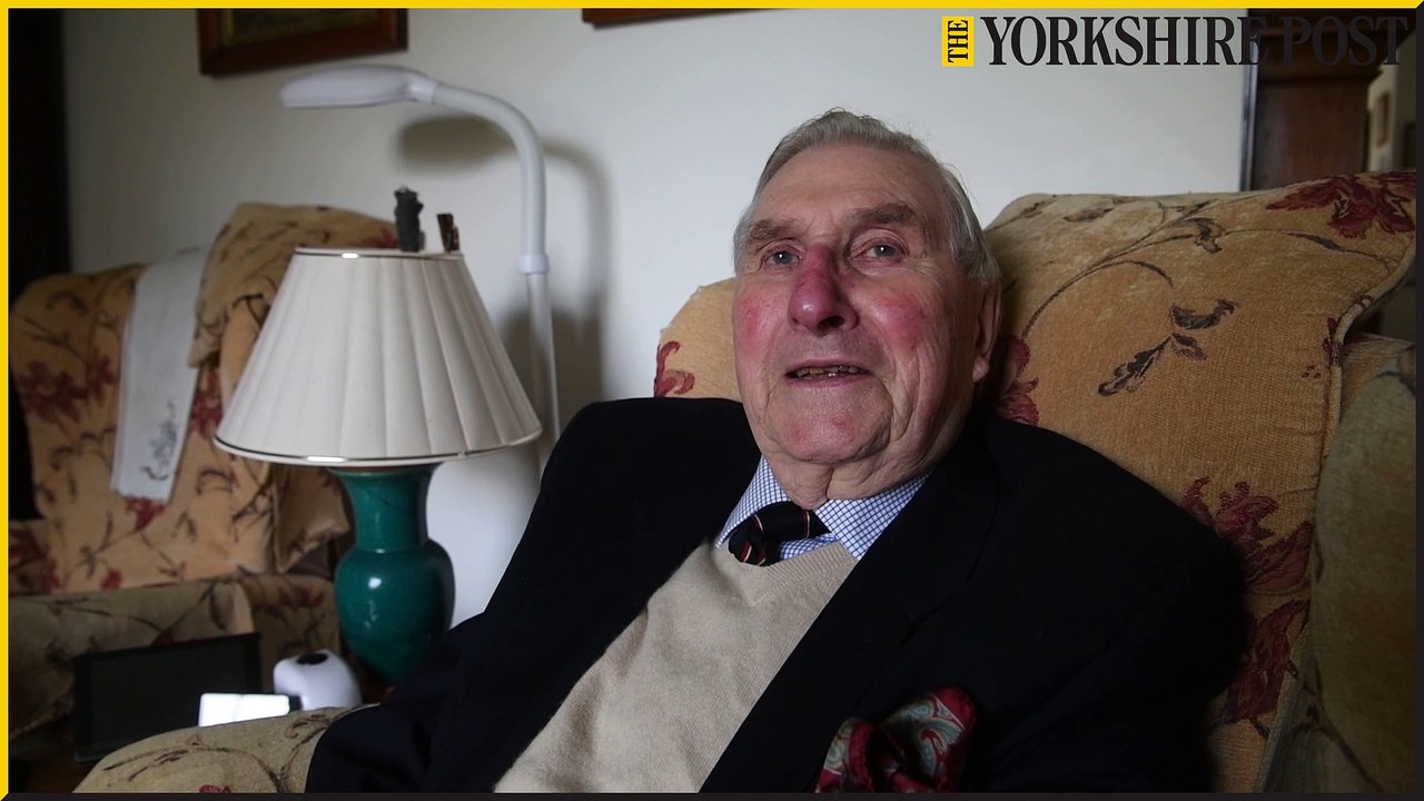 Former Royal Navy Commander Eric Verge was the Queens Colour Officer of The Plymouth Common Street Liners for the Queens Coronation on 2nd June 1953