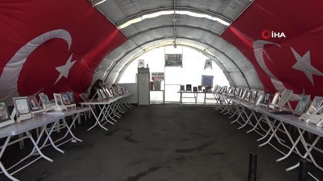 Evladına seslenen acılı anne: Orada sizin yararınıza olan hiçbir şey yok