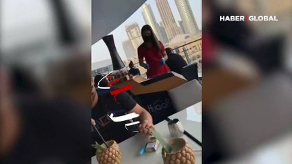 Yürekler ağza geldi... Bıçaklı sunum şovunda tehlikeli anlar