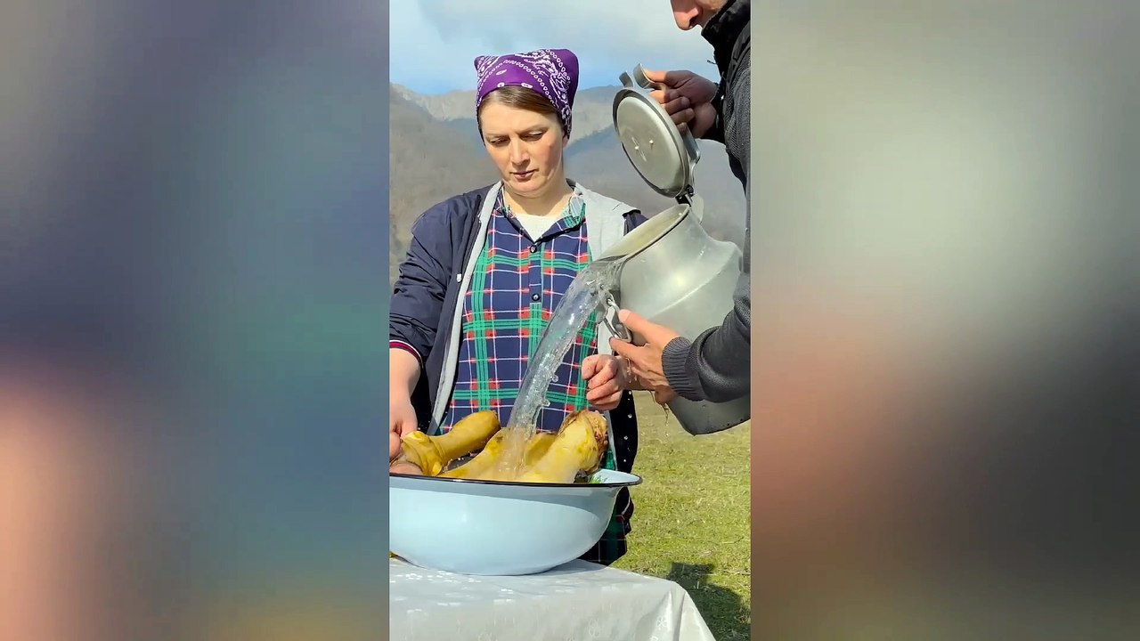 We cook a traditional Azerbaijani dish called KHASH. Best Outdoor Cooking