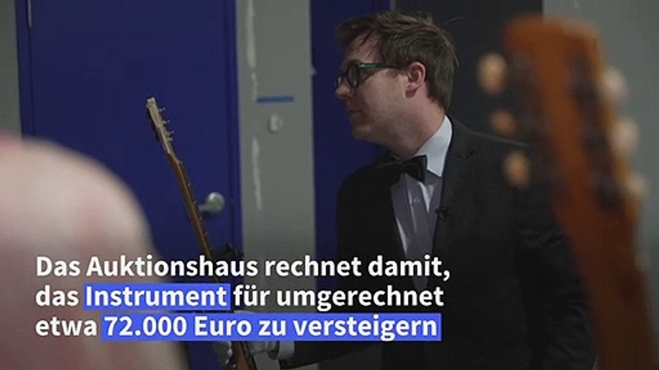 Von Kurt Cobain zerschmetterte Gitarre wird versteigert