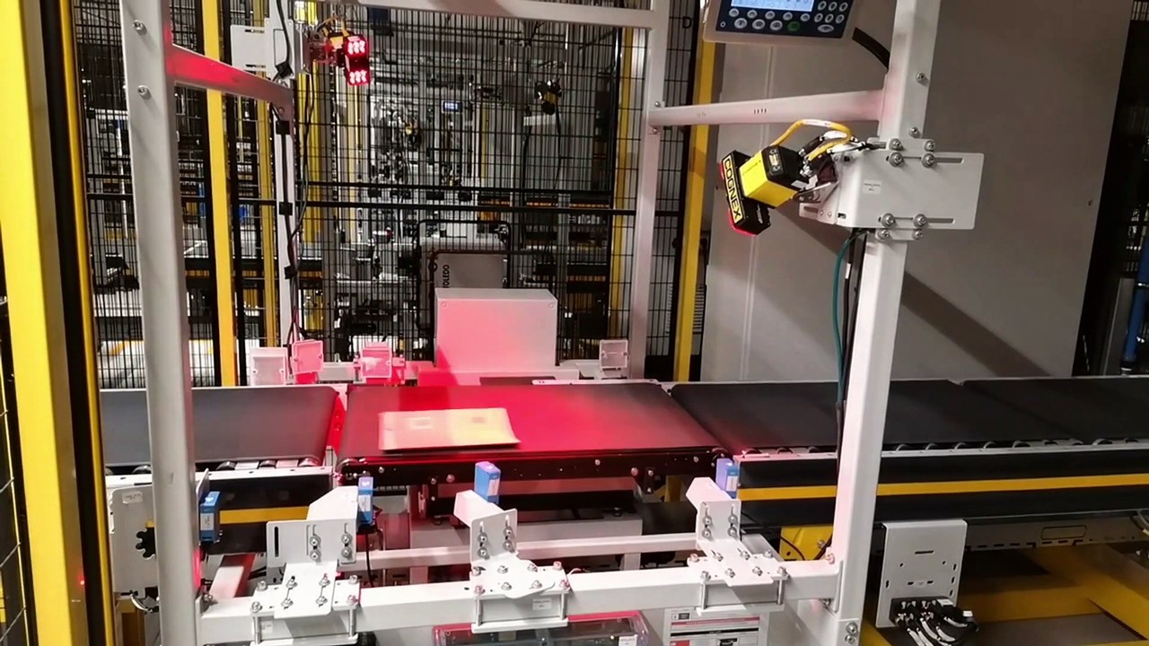 Amazon MAD7 almacén logístico