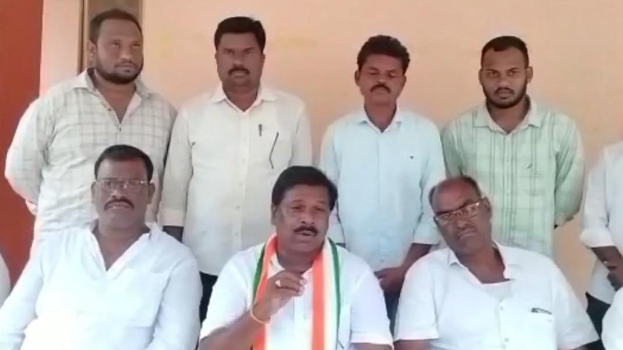 అచ్చంపేట: ప్రియాంక గాంధీ వస్తున్నారు.. సభను విజయవంతం చేయాలి