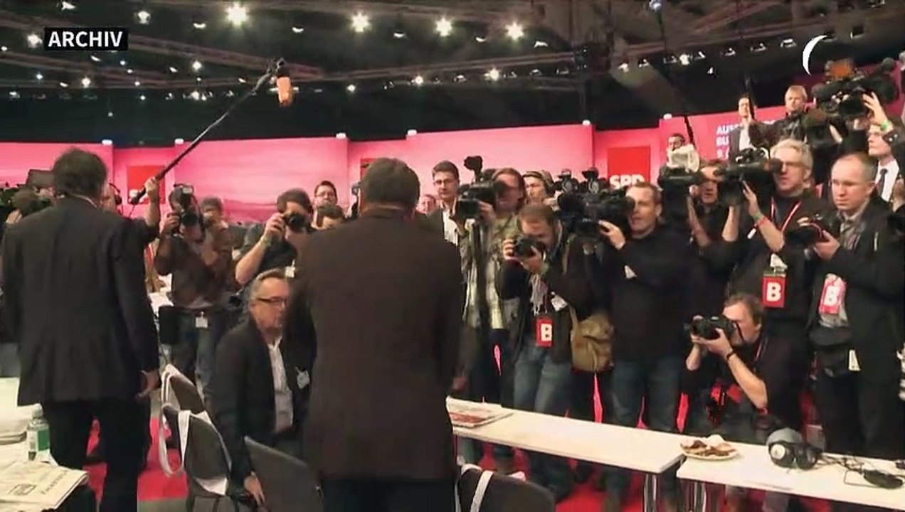 Altkanzler Schröder hat keinen Anspruch auf staatlich finanziertes Büro