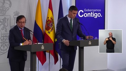 Gustavo Petro zanja la polémica del "yugo español"