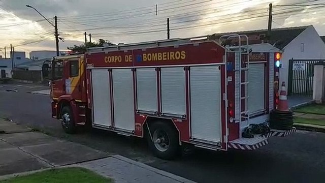 Fumaça e cheiro de fio queimado mobiliza Corpo de Bombeiros no Santa Felicidade