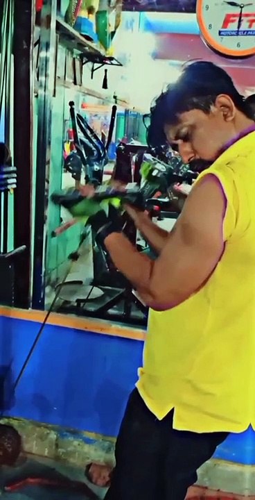 Bicep exercise 6 (Biceps low pully curl) for beginners