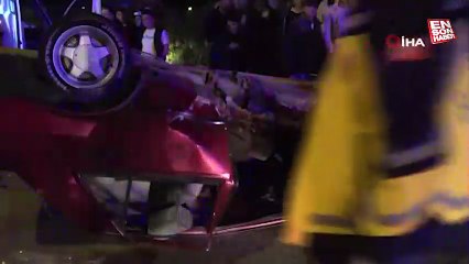 Tokat'ta takla atan aracı vatandaşlar çekiciye taşıdı