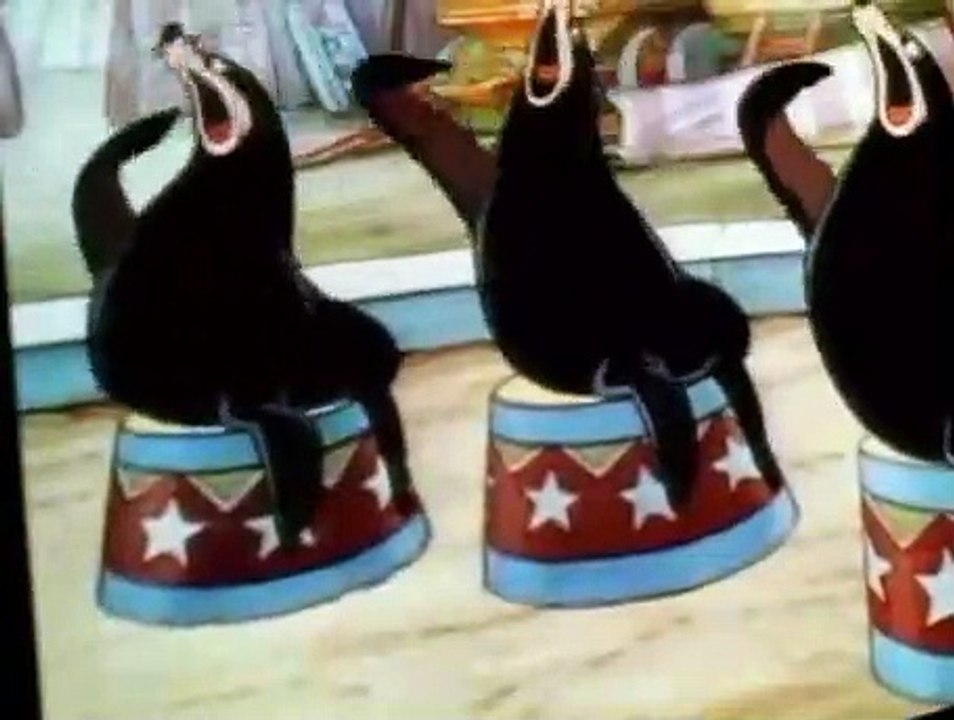 Mickey Mouse Sound Cartoons (1936) - Mickey's Circus