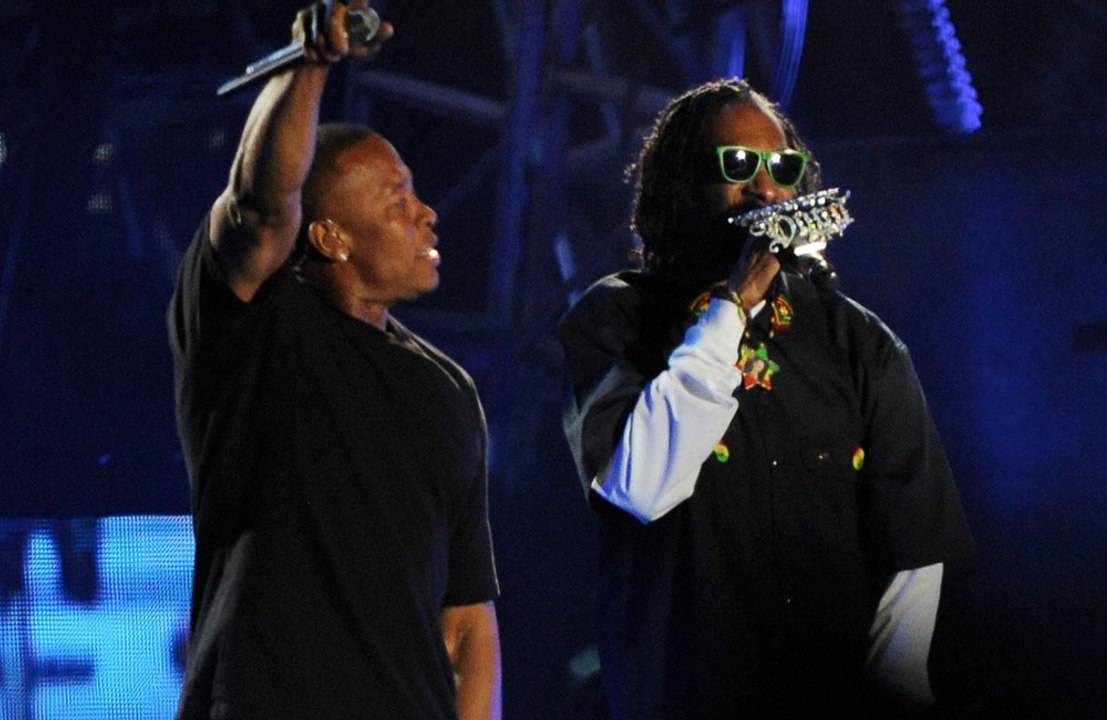 Snoop Dogg y Dr. Dre celebran el 30 aniversario de 'Doggystyle' con un par de actuaciones en orquesta