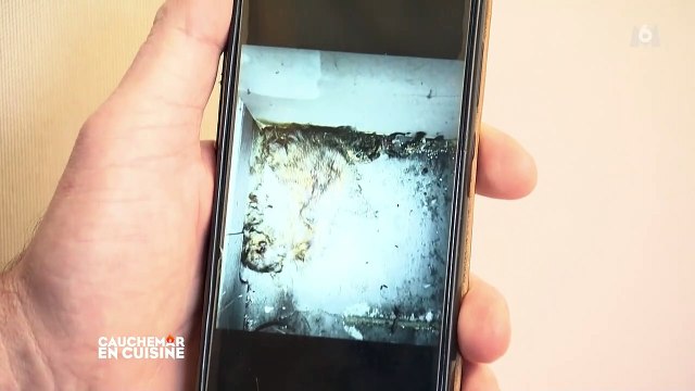 Philippe Etchebest très énervé contre un cuisinier dans Cauchemar en cuisine - M6