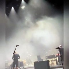 Arctic Monkeys konserde Barış Manço dinletti