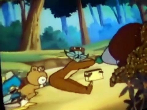 Hello Kitty's Furry Tale Theater Hello Kitty’s Furry Tale Theater E004 Kittylocks and the Three Bears / Paws, the Great White Dog Shark