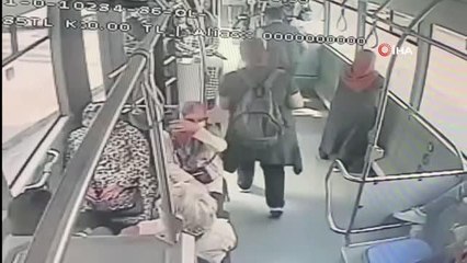 Altın ve paralarını otobüste unuttuğunu belediyeden gelen telefonla öğrendi