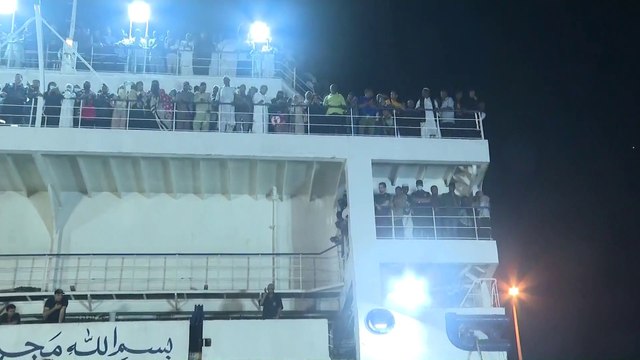 إجلاء 1760 شخصًا من #السودان على متن السفينة #السعودية أمانة #الخرطوم #بورتسودان #العربية