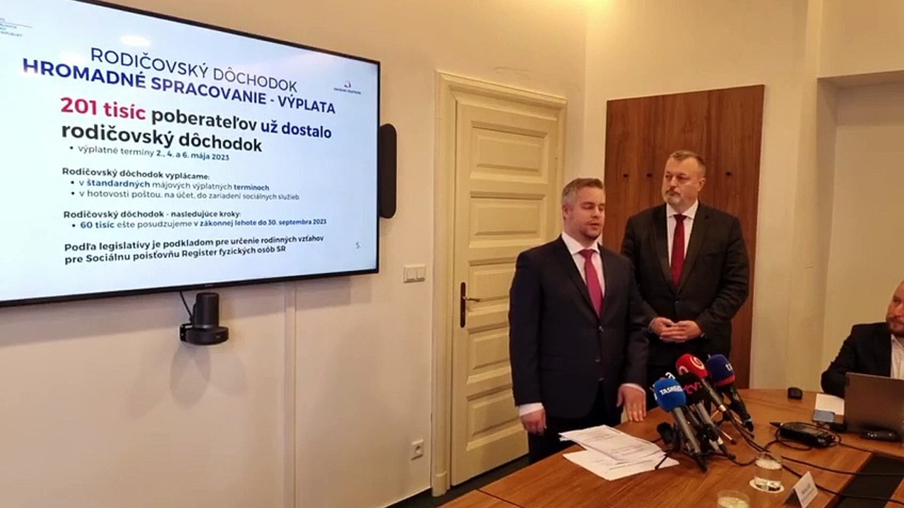 ZÁZNAM: M. Krajniak: Starobní dôchodcovia už v máji dostanú rodičovské dôchodky