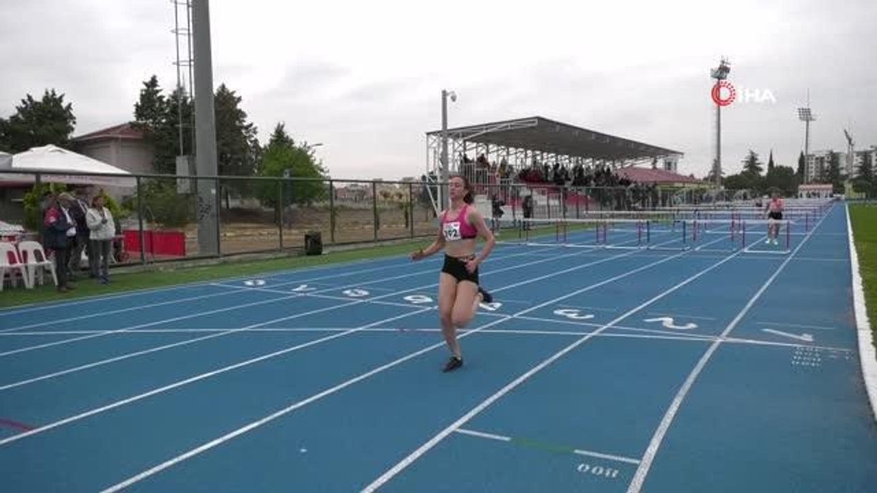 Ünilig Atletizm Türkiye Şampiyonası Manisa'da başladı